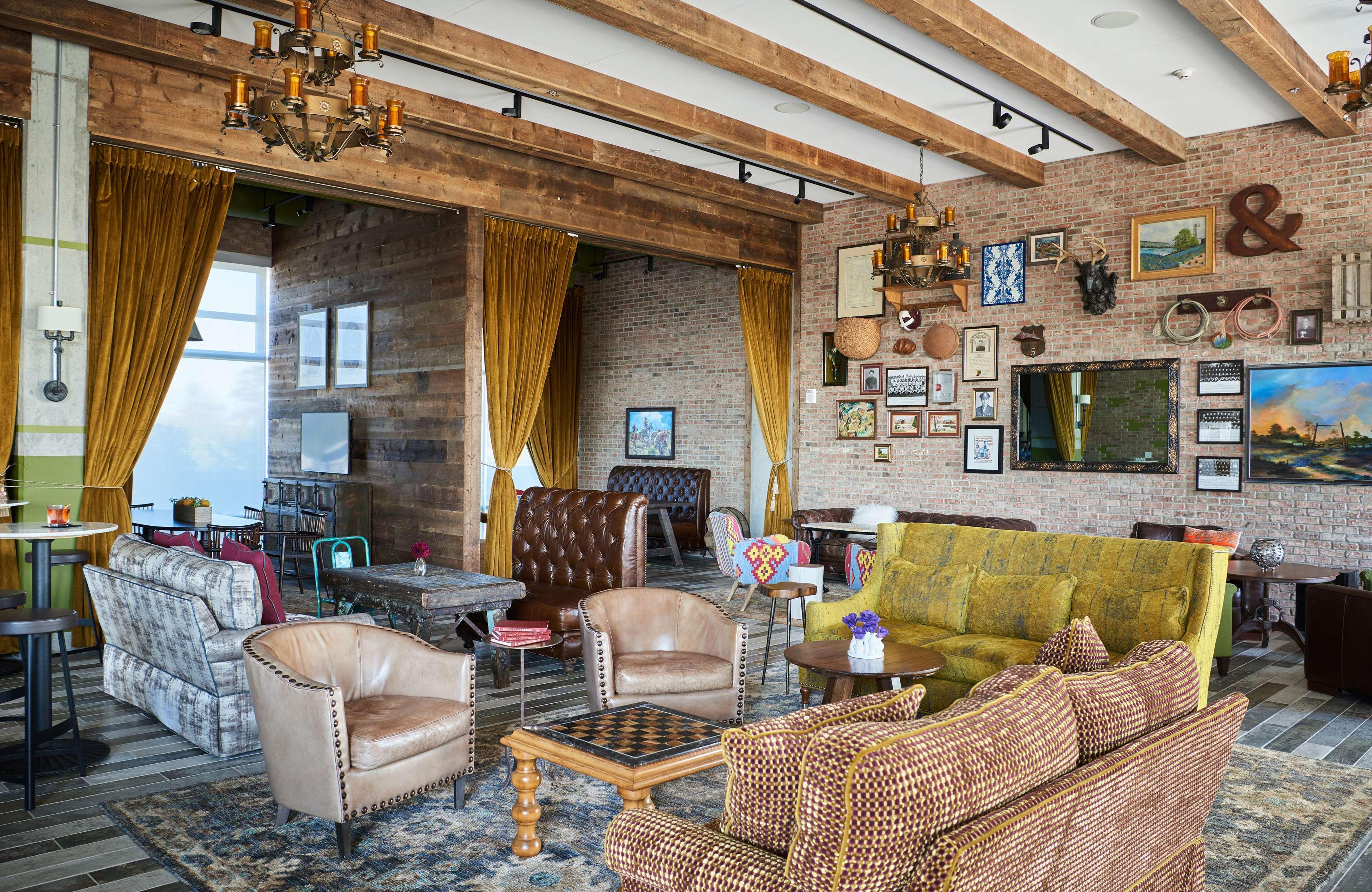 The Stella Hotel, Autograph Collection Bryan Exterior foto